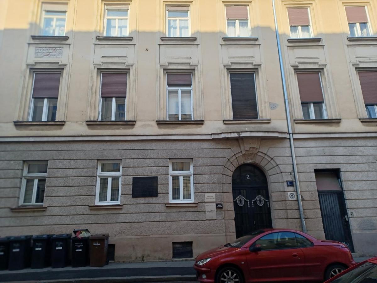 Apartment Arum-Lily Zagreb Eksteriør billede