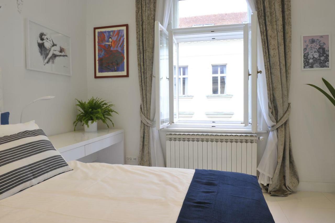 Apartment Arum-Lily Zagreb Eksteriør billede